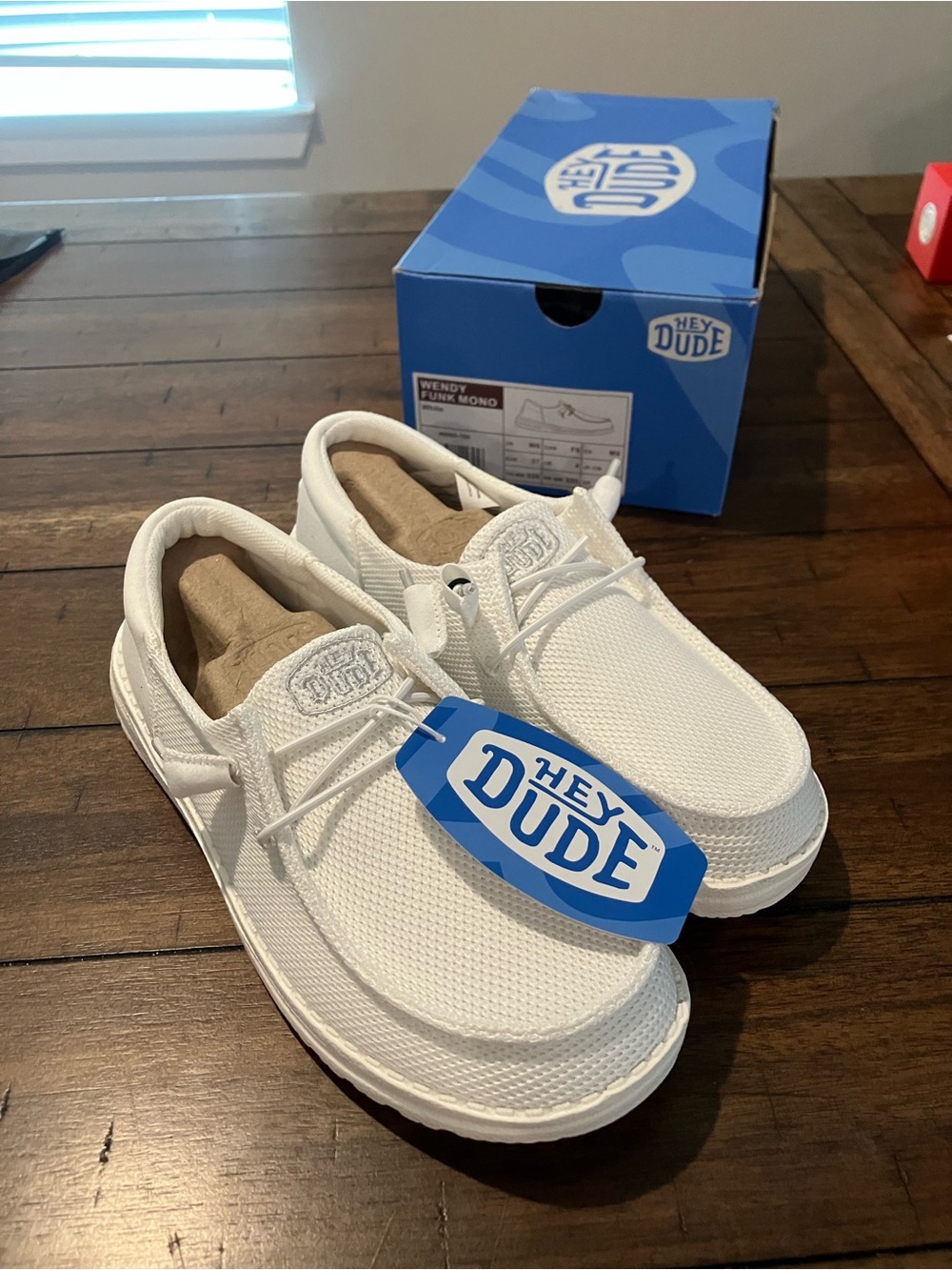 Hey Dude Wendy White Mesh Slip-On Sneakers Sz 6 Women